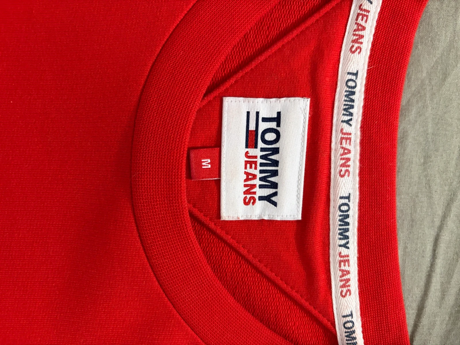 Camiseta oversize Tommy Jeans Color Block (Talla M) – photo 3
